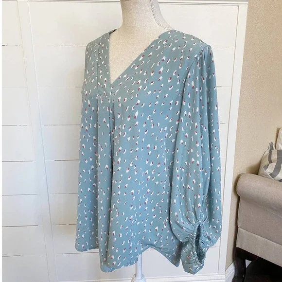 Mint Green Printed V-Neck Bubble long sleeve blouse - Picture 3 of 16
